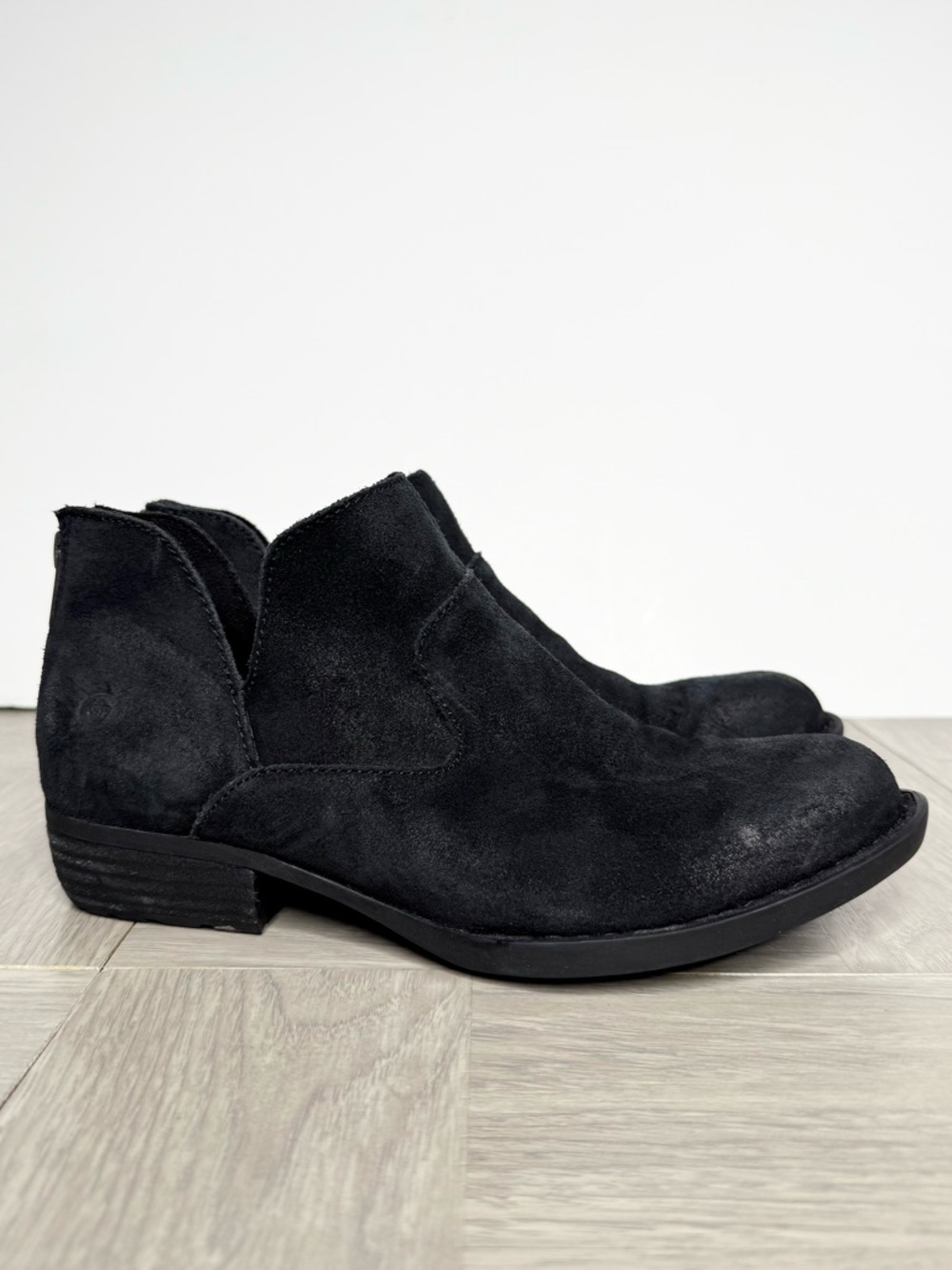 Born Black Bootie 7 1/2 M